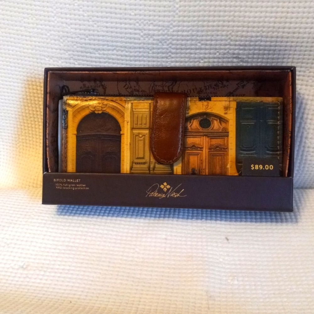 Patricia Nash wallet